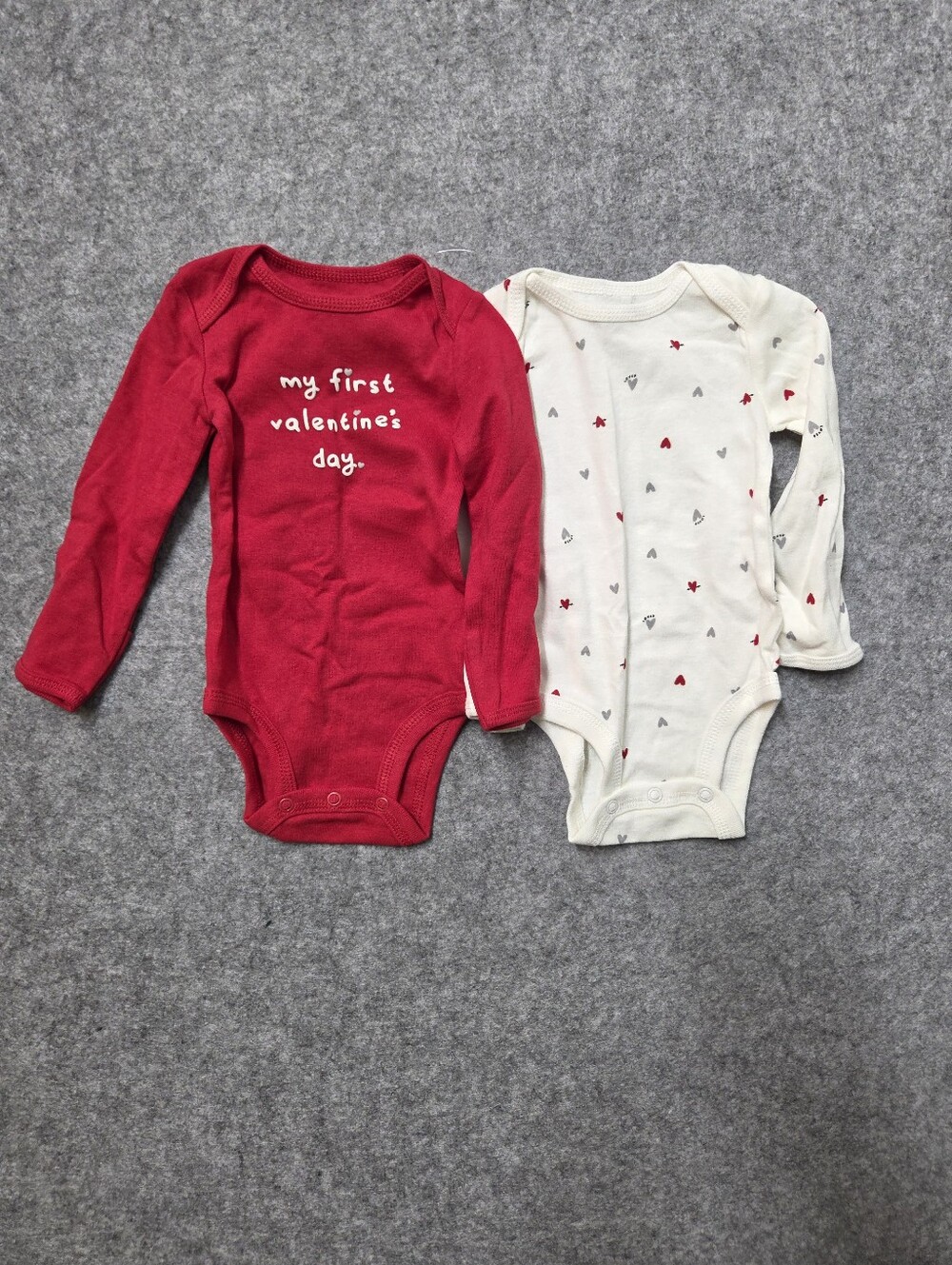Carters Baby Valentine One-Piece Bodysuit Set - Red & Cream 3 Months Nwot